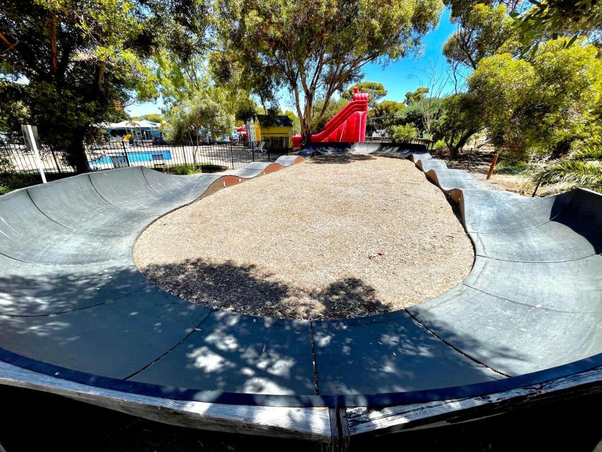 ホテル Big4 Port Willunga Tourist Park アルディンガ エクステリア 写真